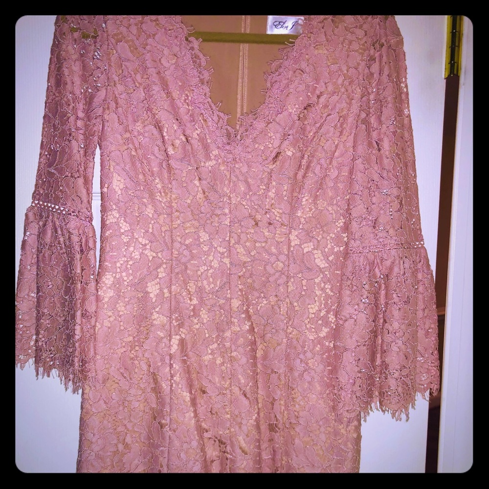 Gorgeous fit- Actually makes Easter look fab SZ 4